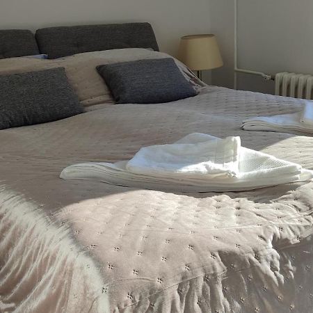 Sunny Apartment Osijek, Self Check In Esterno foto